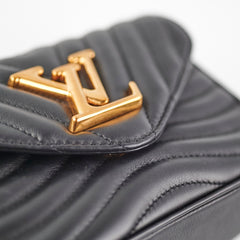 Louis Vuitton Wave Pochette Black