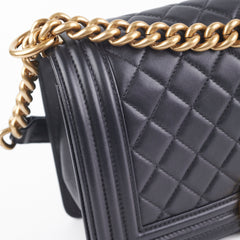 Chanel Old Medium Boy Black