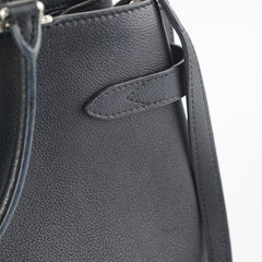 Louis Vuitton Lock Me Black