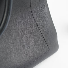 Louis Vuitton Lock Me Black