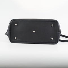 Louis Vuitton Lock Me Black