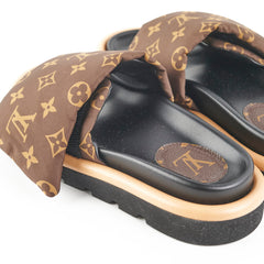 Louis Vuitton Pool Pillow Mule Size 36 Monogram