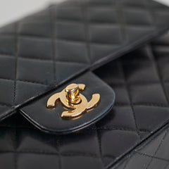 Chanel Vintage Classic Flap M/L Lambskin Black - Series 7