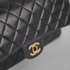 Chanel Vintage Classic Flap M/L Lambskin Black - Series 7