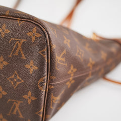 Louis Vuitton Neverfull MM Monogram