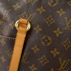 Louis Vuitton Totally MM Monogram With Bag Charm