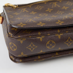 Louis Vuitton Pochette Metis Monogram