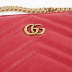 Gucci GG loge Pouch With Chain Red