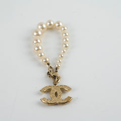 Chanel CC Logo Pearl Bracelet