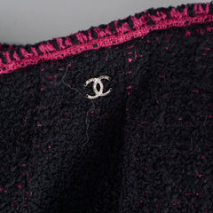 Chanel Tweed Skirt 22k Black & Pink size 40