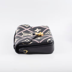 Louis Vuitton Metis Giant Broderies Leather Black
