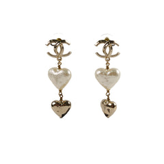 Chanel CC Logo Double Heart Earrings Light GoldChanel CC Logo Double Heart Earrings Light Gold