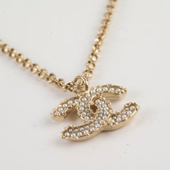 Chanel CC Logo Necklace Pearl