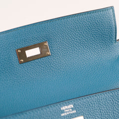 Hermes Kelly 28 blue T Stamp