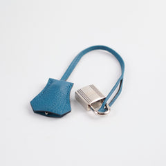 Hermes Kelly 28 blue T Stamp
