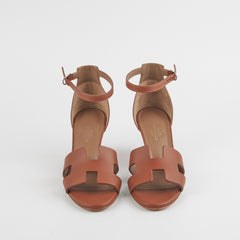 Hermes Legend Gold Size 34 Sandals