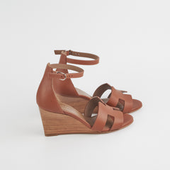 Hermes Legend Gold Size 34 Sandals