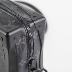 Louis Vuitton Men's Soft Truck Black