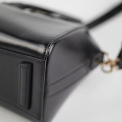 Givenchy Antigona Mini Shiny Black