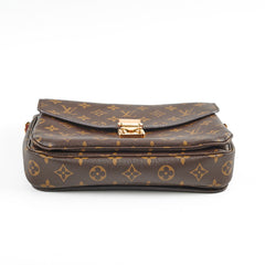 Louis Vuitton Pochette Metis Monogram
