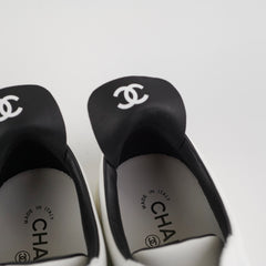 Chanel Laceup Sneakers White Size 40