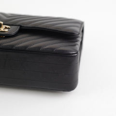 Chanel Medium/Large Chevron Classic Flap Black