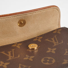 Louis Vuitton Belt Bag Monogram