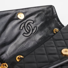 Chanel Vintage Flap Lambskin Black - Series 1