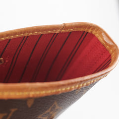 Louis Vuitton Neverfull Monogram MM Shoulder Bag