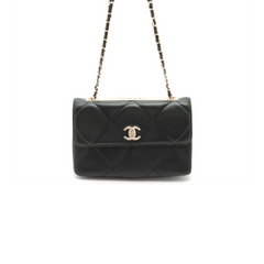 ITEM 19 - Chanel Black Trendy CC Shoulder Bag