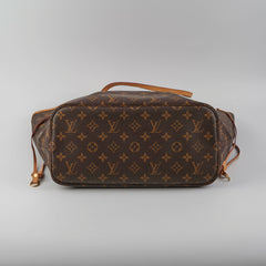 Louis Vuitton Neverfull MM Monogram Shoulder Bag