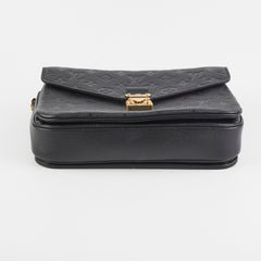 Louis Vuitton Pochette Metis Black