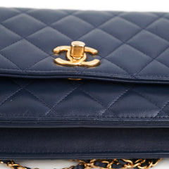 Chanel Seasonal Wallet On Chain Lambskin Navy - Microchipped