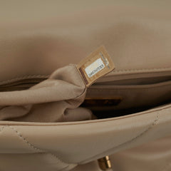 Chanel Medium 19 Beige