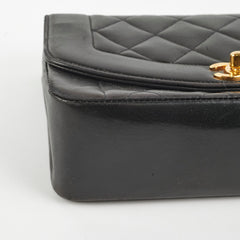 Chanel Vintage Small Diana Lambskin Black - Series 3