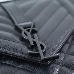 ITEM 22 - Saint Laurent Envelope Medium So Black