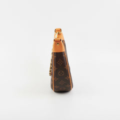 Louis Vuitton Loop bag Monogram