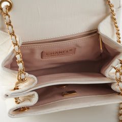 Chanel Seasonal Flap Lambskin White