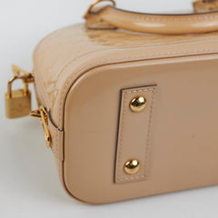 Louis Vuitton Alma BB Vernis Beige