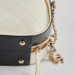 Chanel Round Vanity Case Black/White