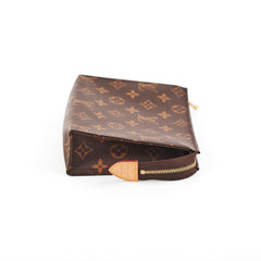 Louis Vuitton Toiletry 19 Monogram