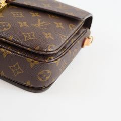 Louis Vuitton Pochette Metis Monogram