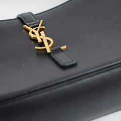 Saint Laurent Le 5 A 7 Hobo Smooth Leather Black