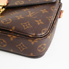 Louis Vuitton Pochette Metis