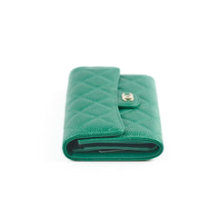 Chanel 18S Caviar Wallet Iridescent Emerald Green