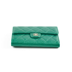 Chanel 18S Caviar Wallet Iridescent Emerald Green