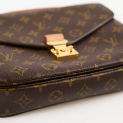 Louis Vuitton Pochette Metis Monogram