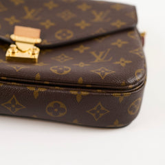 Louis Vuitton Pochette Metis Monogram