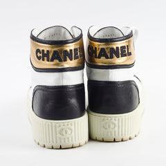 Chanel Calfskin Cap Toe Lace Up Boots Black/White Size 40.5C