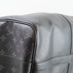 Louis Vuitton Keepall 50 Bandoulliere Monogram Eclipse Taiga